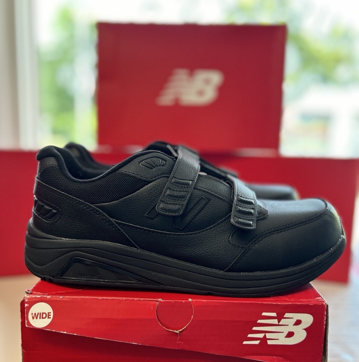 New Balance Men's Hook Loop Leather 928v3 Black (Size 12)