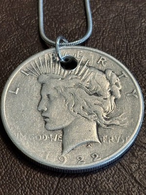 17 1/2'' Edelstahl Seil Halskette hält einen 1922-S Silber Peace Dollar - stolz!