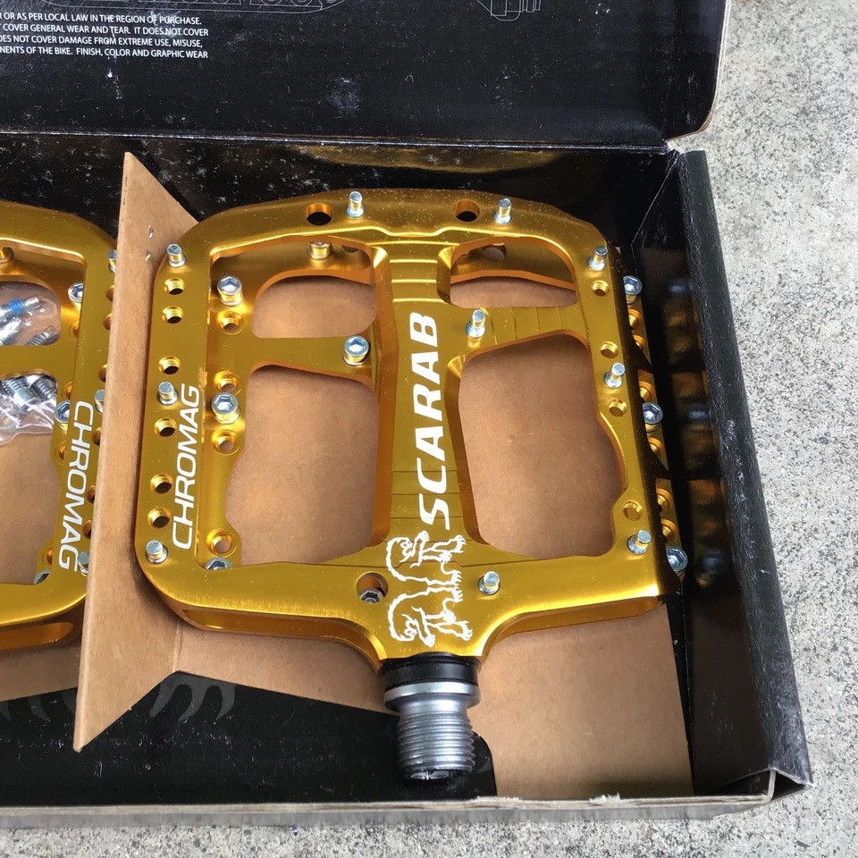 Pedales de bicicleta de montaña Chromag Scarab Platform MTB dorado #180-001-03 aluminio Foto 3 de 4