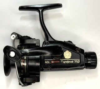 Vintage Abu Garcia Cardinal 752 Ultra Light Spinning Reel