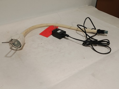 #ad Sunnex 15740 Series halogen task light 12V 20A gooseneck stud mount for parts $79.99