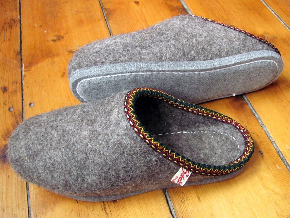 Zapatillas tradicionales hechas a mano 100 % fieltro lana mula térmicas naturales niños Unisx Foto 4 de 4