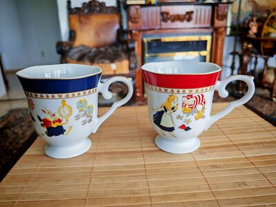 Disney Sango Japan 2 Tassen Alice in Wonderland 1974 Rarität