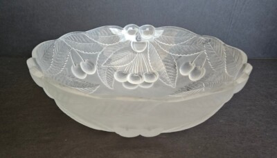 Mikasa Bountiful 9 1/4'' Round Serving Bowl Frosted Glass Raised Cherry Design