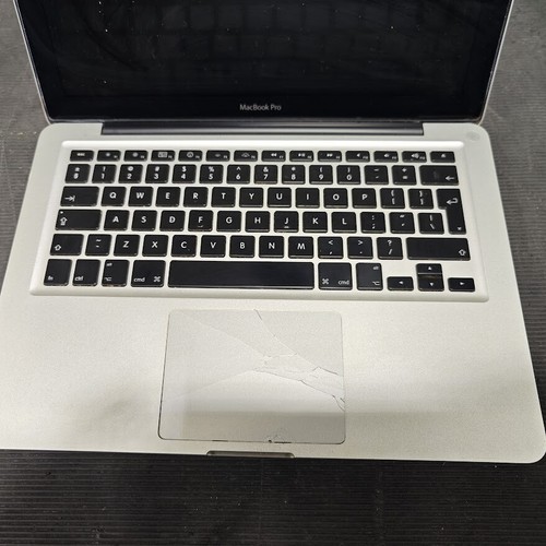 Apple MacBook Pro 7.1 13.3" - Used, No HDD, Touchpad Damaged - Zdjęcie 4 z 11