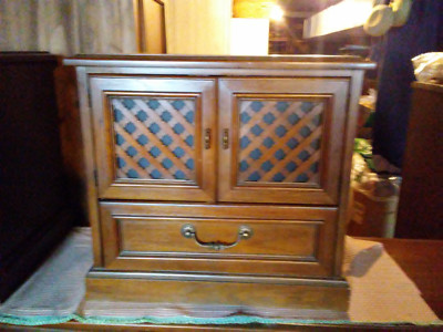 Drexel - Esperanto - Mid Century Modern - 4 Pc Suite - Furniture