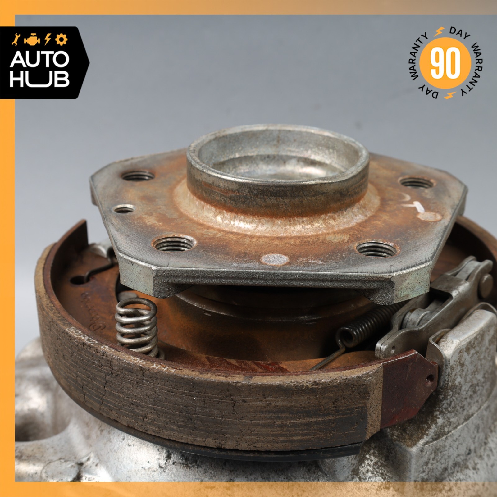 11-19 Maserati GranTurismo M145 Rear Left Side Spindle Knuckle Hub OEM 44k