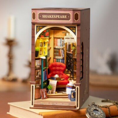 Rolife DIY Buchhandlung aus Holz mit LED für Weihnachtsgeschenke für Erwachsene