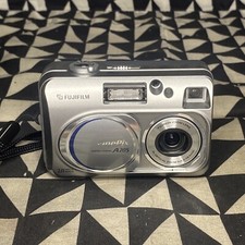 Fujifilm FinePix A Series A205 2.0MP Digital Camera - Silver