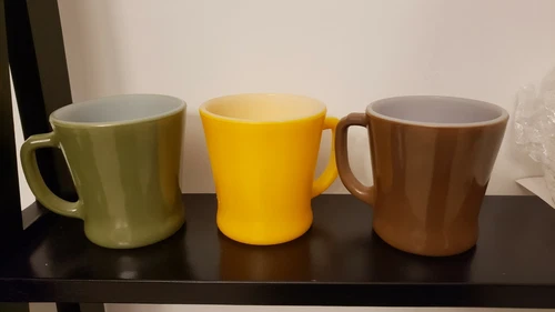 3 VINTAGE FIRE KING D HANDLE MILK GLASS MUGS Anchor Hocking 