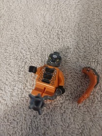 LEGO 9448  Bytar  & Snike Minifigures