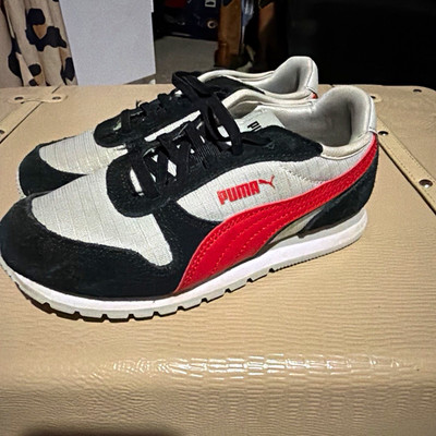PUMA ST Runner Unisex Kids Low Top Sneakers Suede Lace-Up Black/White/Red US 13