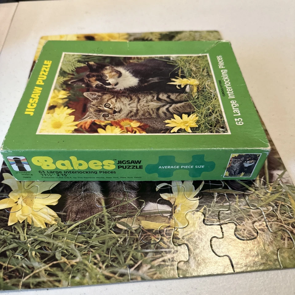 Rompecabezas vintage Babes Curios Kittens 63 piezas 11,5” X 15” completo Foto 3 de 4