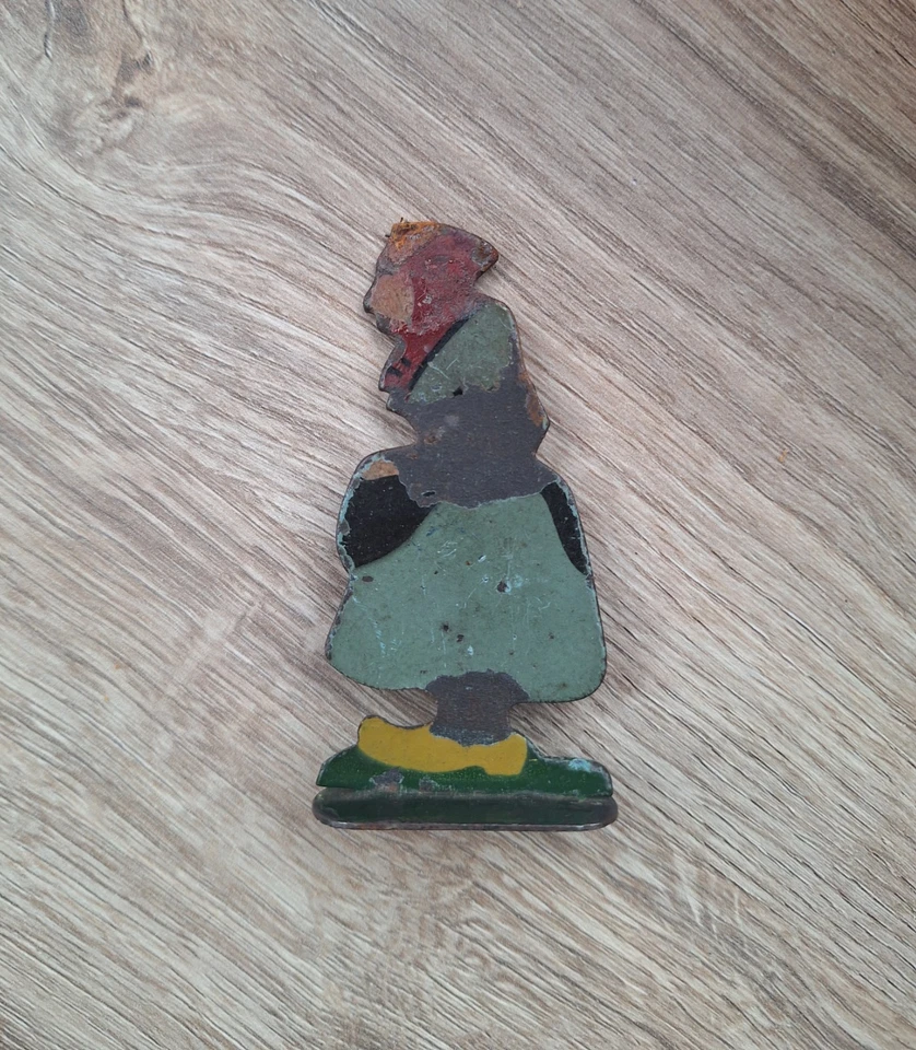 PERSONNAGE EN TOLE SUR SOCLE FERMIERE JOUET ANCIEN 1920 FERME - Photo 2/4