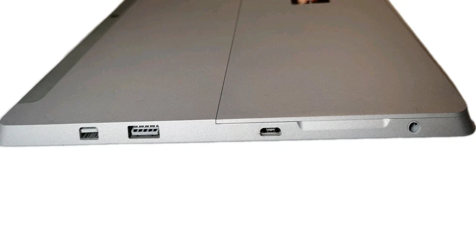 ✅Microsoft Surface 3 1645 x7-Z8700 64GB 2GB RAM eMMC Windows 10 Keyboard #323H✅ - Image 4 of 4