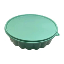 Tupperware Jel-Ring 3 Piece Mold 1.5 L/ 6 Cup Green and Clear