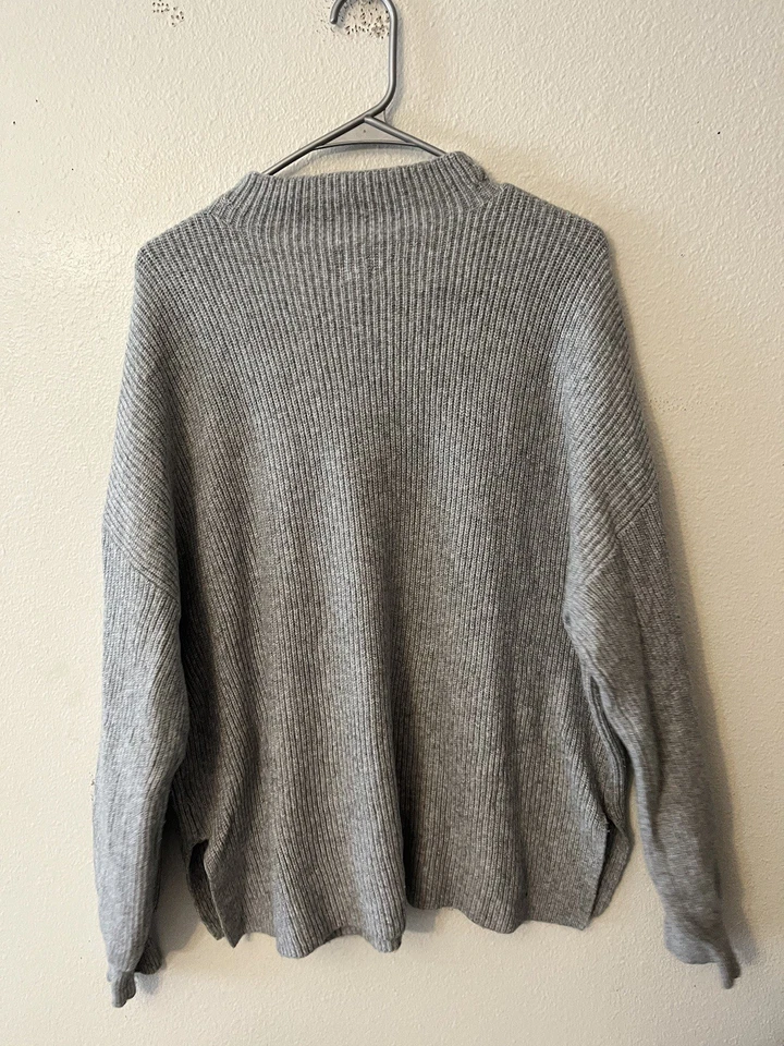 Gap Women's Gray Color Mock Neck Tight Knit Sweater Size XL Acrylic Blend - Image 3 of 4