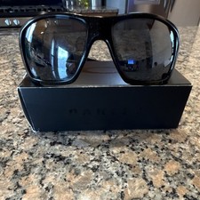 Oakley 009189 Twoface Sunglasses Matte Black Chrome Iridium Men's