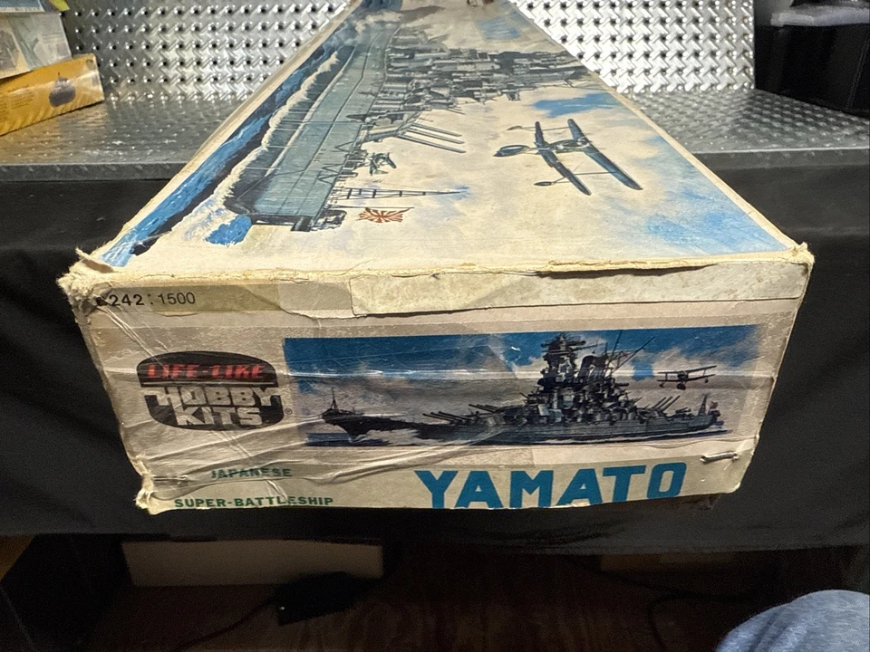 Life-Like Yamato японский супер линкор 1/350 B242 FS модель набор NIOB - Изображение 3 из 4