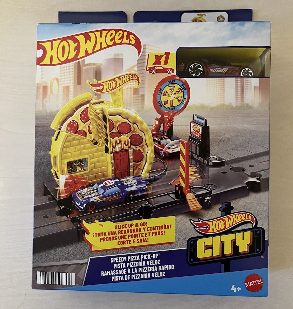 Hot Wheels City Speedy Pizza Pick Up Play Track Set Includes One