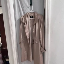 BASLER gold trench coat size 38/8