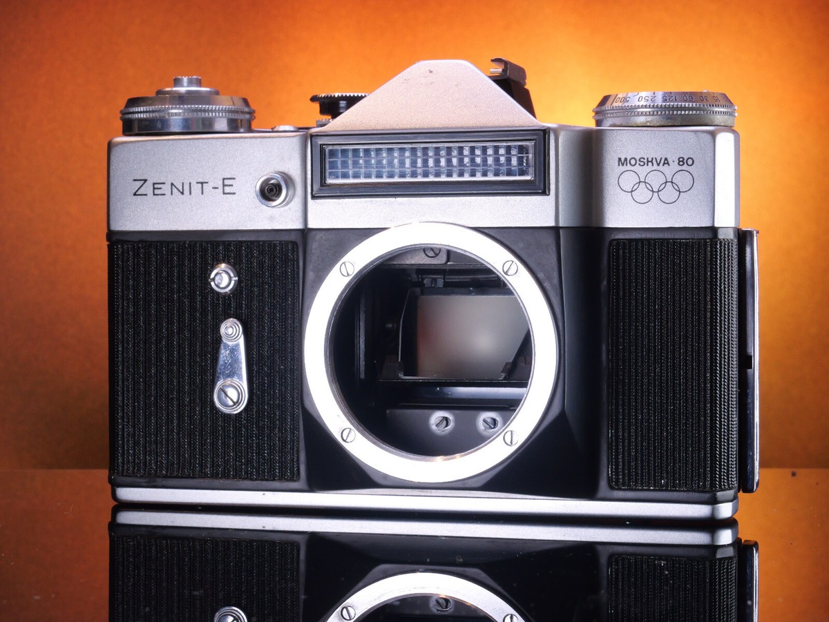 フィルムカメラ ZENIT-E MOSKKVA80 Zenit E Camera 35mm SLR Film Camera Moshva 80 Olympics