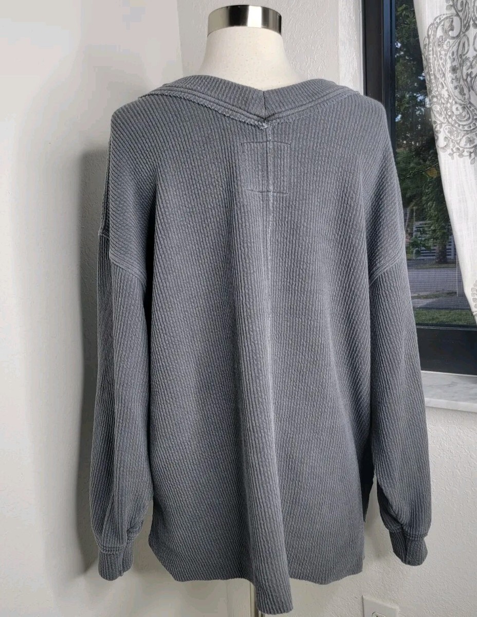 AERIE Gray Wonder Textured V-Neck Pullover Sweatshirt Size M