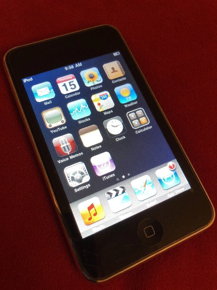 APPLE IPOD TOUCH (A1318) 3RD GENERATION 8GB BLACK, NOT REPAIRED, 100% Original - Image 3 of 4