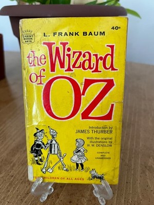 Vtg. 1960 The Wizard of Oz. L.Frank Baum. pb. 192 pg Intro Thurber