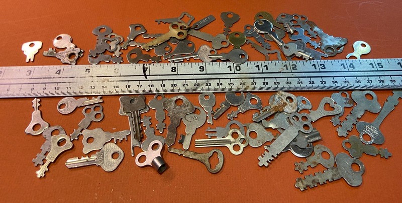 Lot of 60 Coin-op Keys Many small ones and other vintage trade and machine types