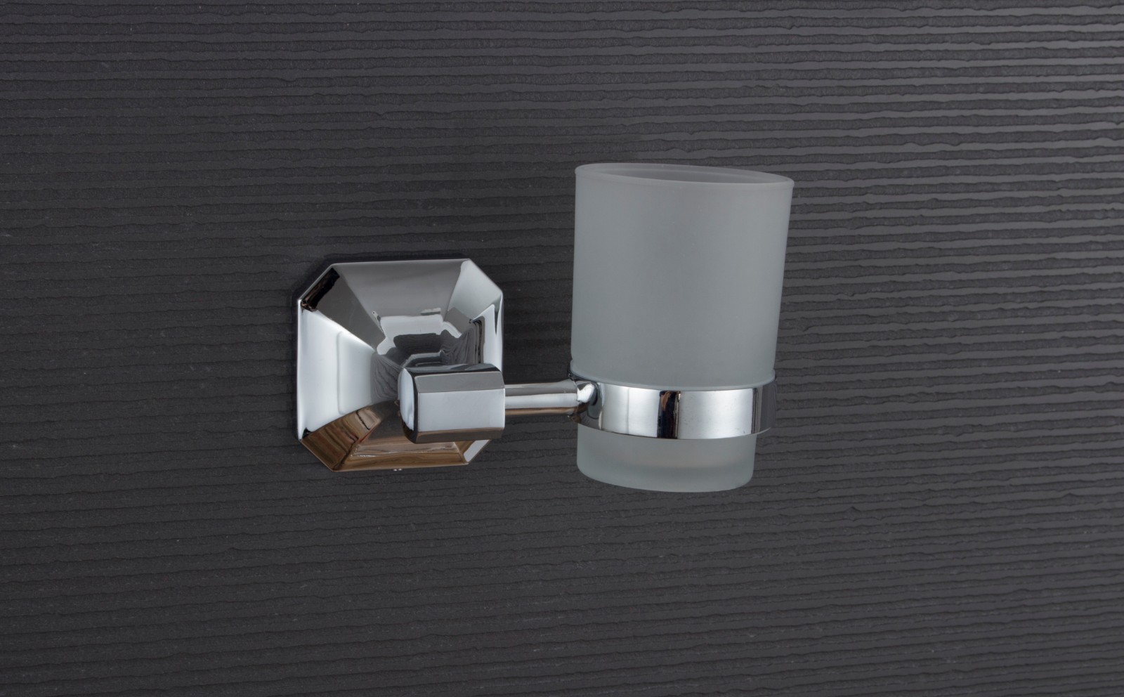 Polished Chrome Bathroom Accessories Set Round. Modern Includes