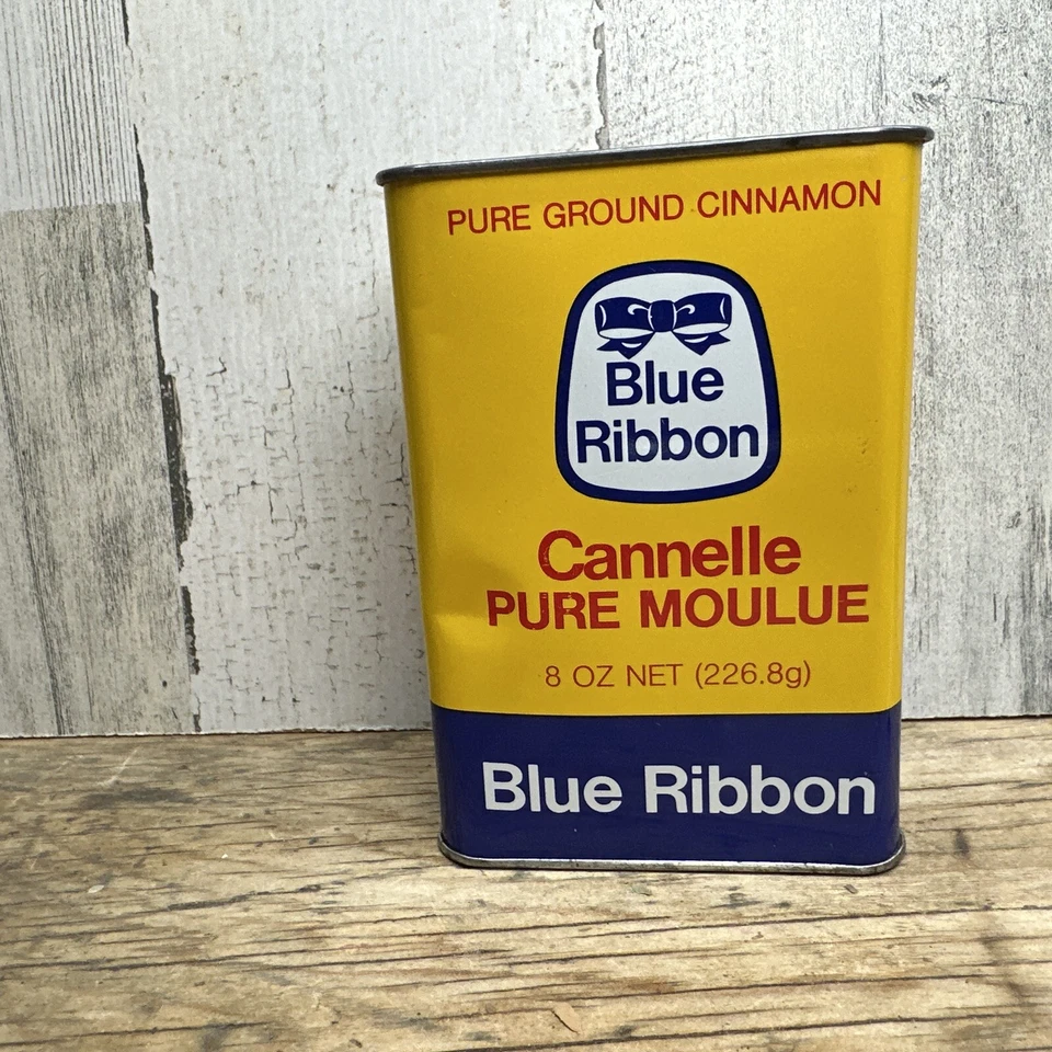 Vintage Large  Blue Ribbon Cinnamon Spice Tin - Vancouver Canada Advertising 8oz - Image 3 of 4
