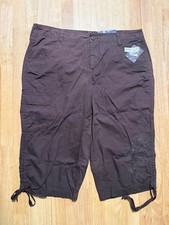 Faded Glory Women  s 18 Brown Cargo Capri Pants Floral Embroidery NWT