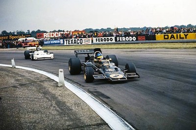 Ronnie Peterson Lotus 72E Ford leads James Hunt March 731 Ford Bri- Old Photo