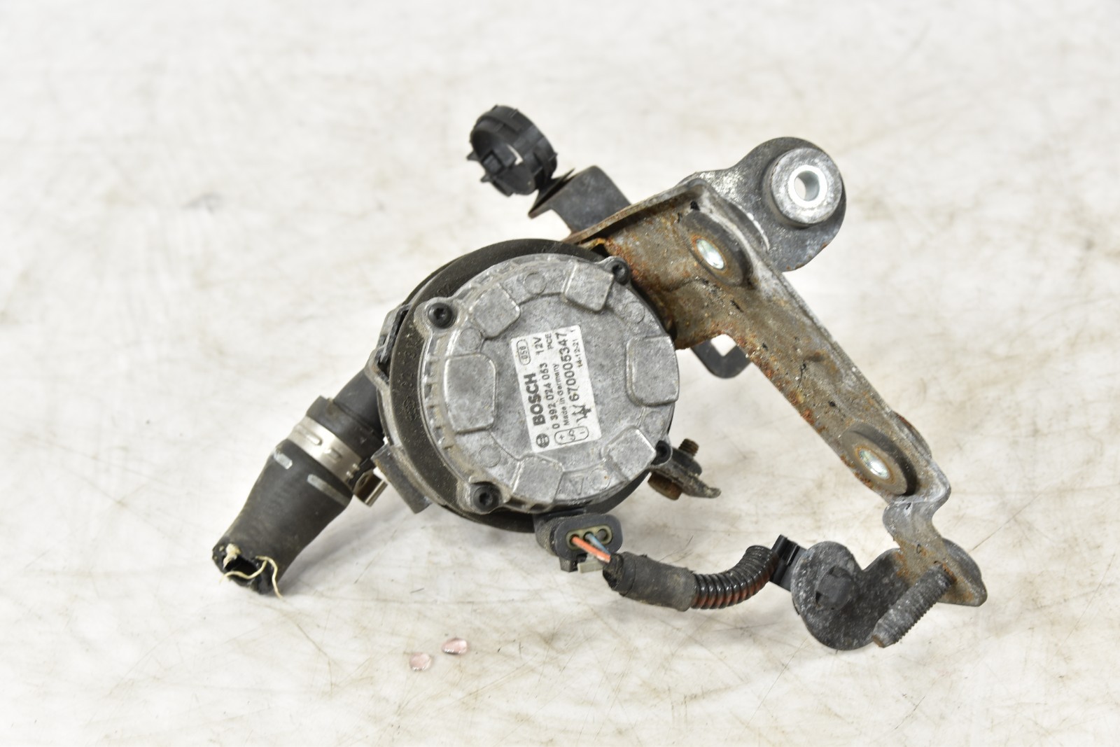 Maserati Quattroporte 2014-2020 Auxiliary water pump