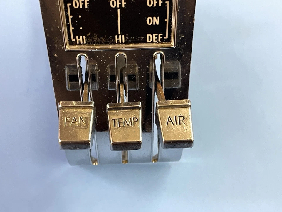 Buick Skylark 1963 cromo control de calefacción y perillas xxx Foto 2 de 4