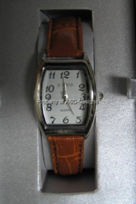 IL VENTO Brand Silver Tone Ladies Wrist Watch Quartz 