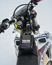 BORSA PORTA TELEFONO PER SELLA MOTO ENDURO AGGANCIO ANTERIORE EXED EXTREME PARTS