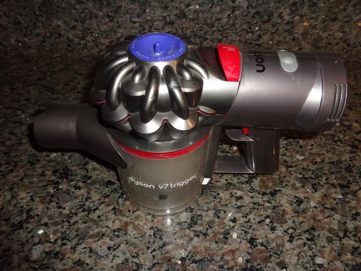 Dyson V7 Trigger Gray/Red Cordless Handheld Vacuum Cleaner NO