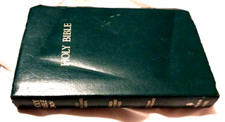 Holy Bible NKJV Red Letter King James Nelson 412TL Green Cover Softcover 1982