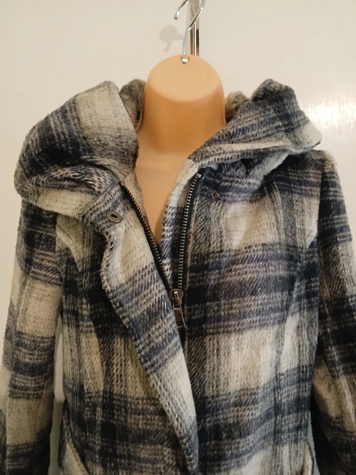 Abrigo de lluvia para mujer ZARA BASIC negro mezcla 46 % poliéster Reino Unido (S) EE. UU. (S) M12 Foto 4 de 4