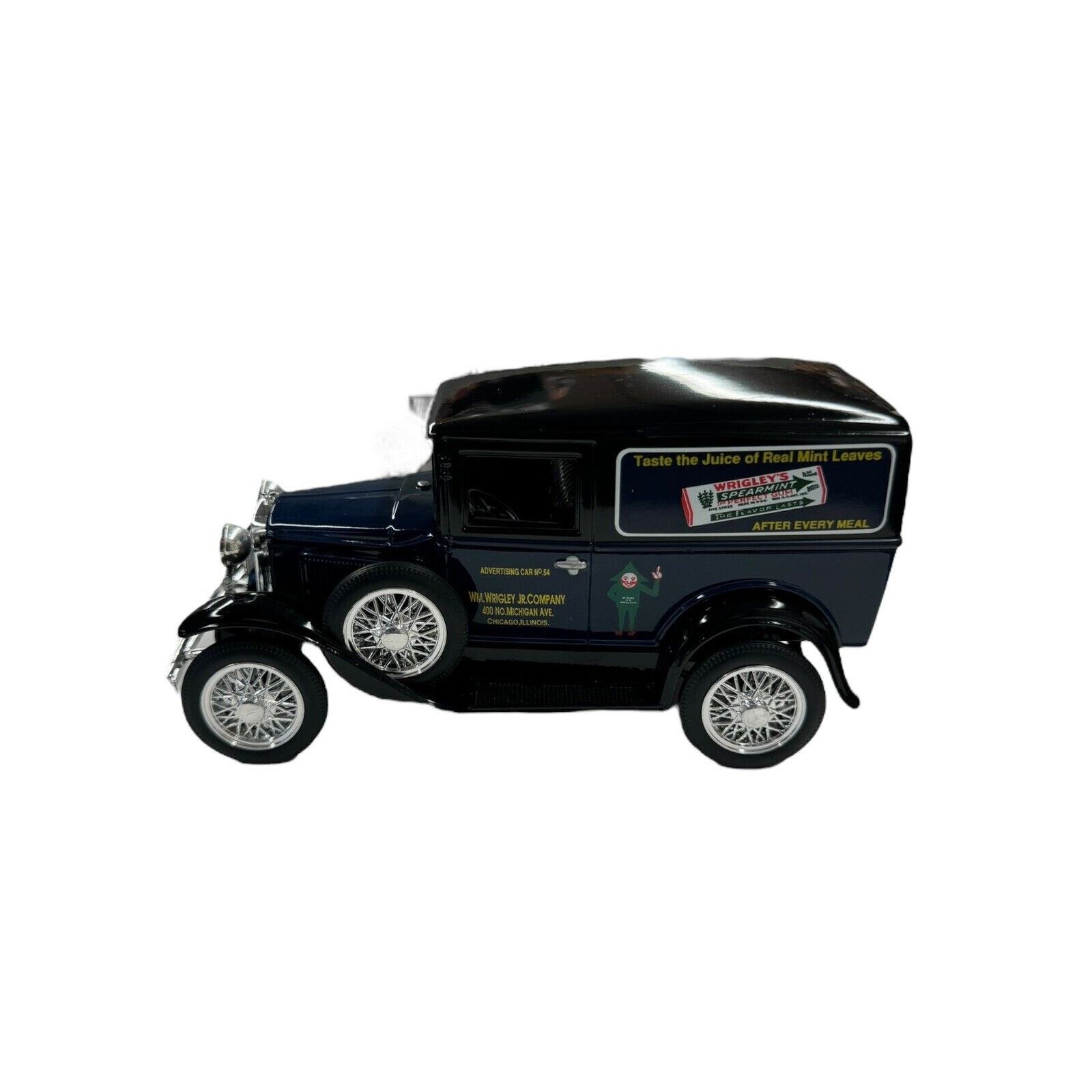 Wrigley's Spearmint Model A Delievery Man Lockable Bank Liberty Classics 1/25