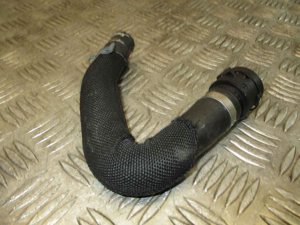 Audi Q7 2012 3,0 V6 diésel CRC. Tubo/manguera de refrigerante de agua 7L8121157D 75K Foto 4 de 4