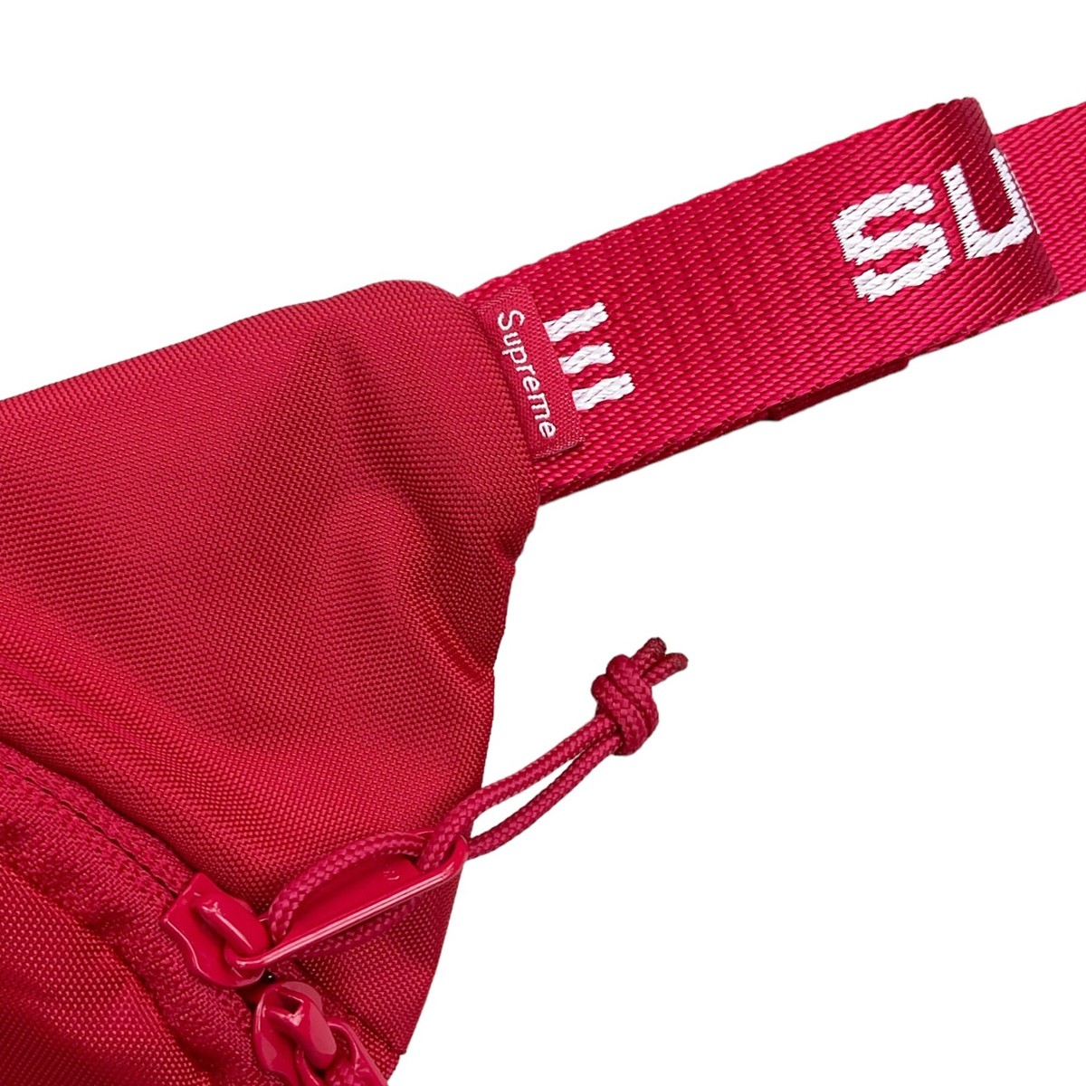 24時間以内発送 完売品 未使用品 22fw Small Waist Bag 24時間以内発送 完売品 未使用品 22fw Small Waist Bag - メルカリ