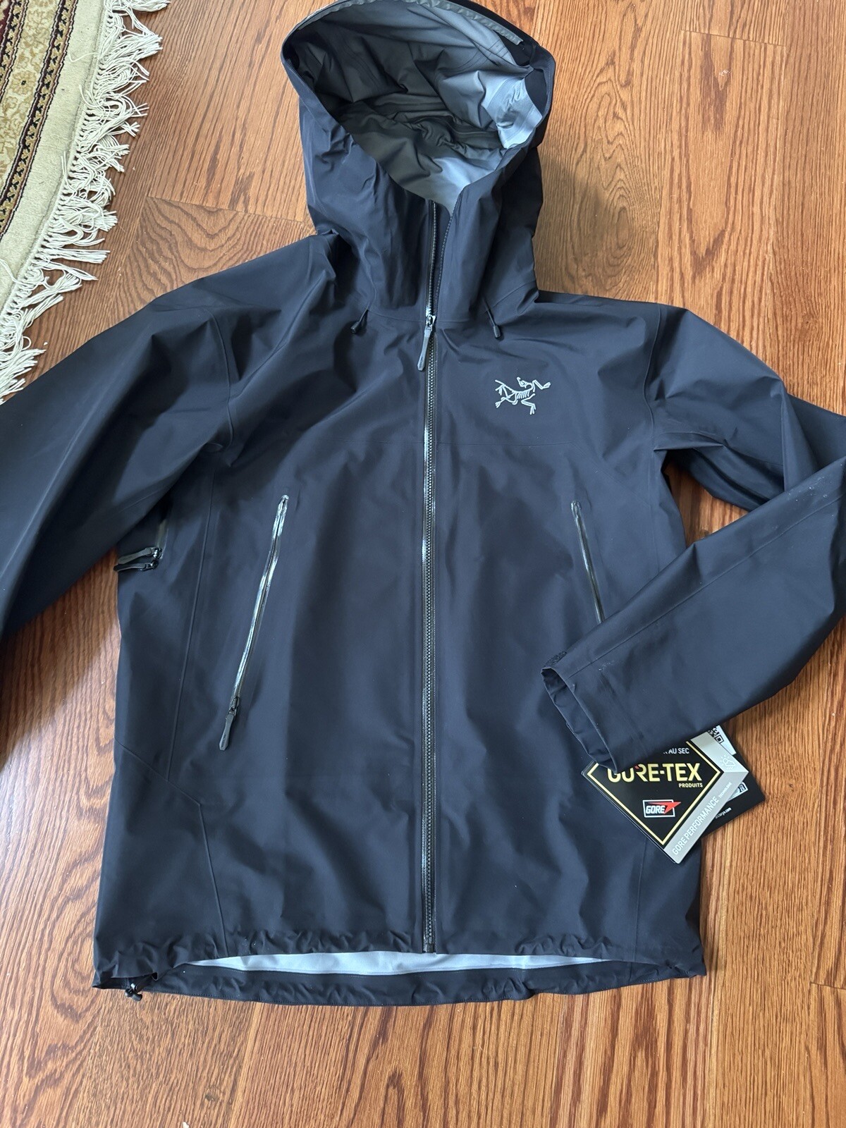 ARC'TERYX Arcteryx Beta Giacca Leggera GORE TEX Uomo Medium Nera Nuova