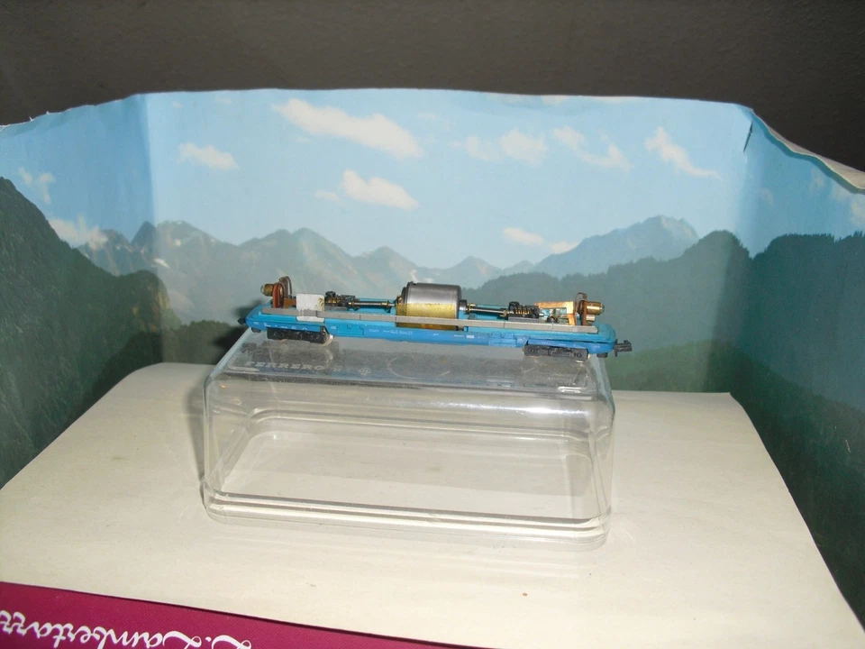 Spur N Pico Leichttriebwagen-Fahrwerk DR VT4.12 hellblau blau 5480/5/21