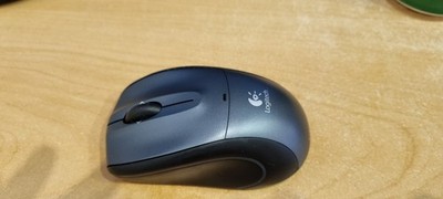 logitech Akku Laser Laptop / Desktop Maus