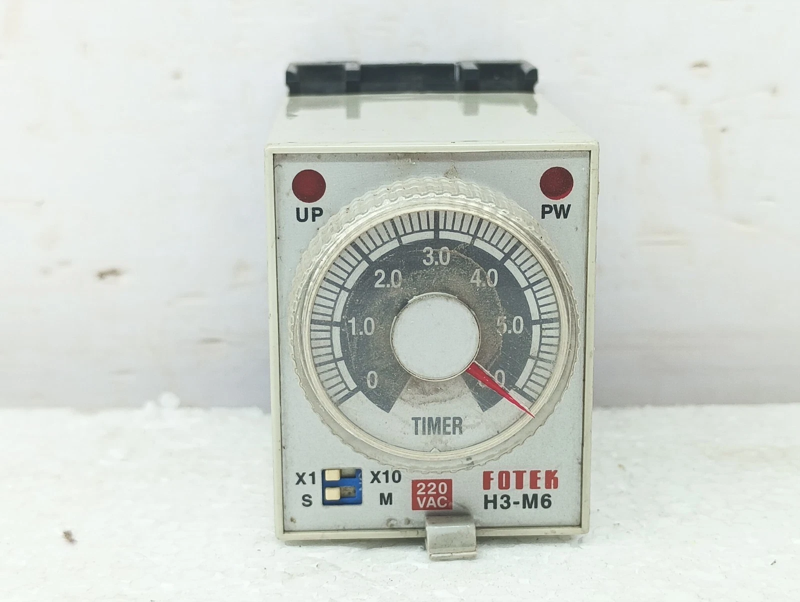 TELEMECANIQUE TELEMECANIQUE Used Working Power Distribution Circuit Breaker
