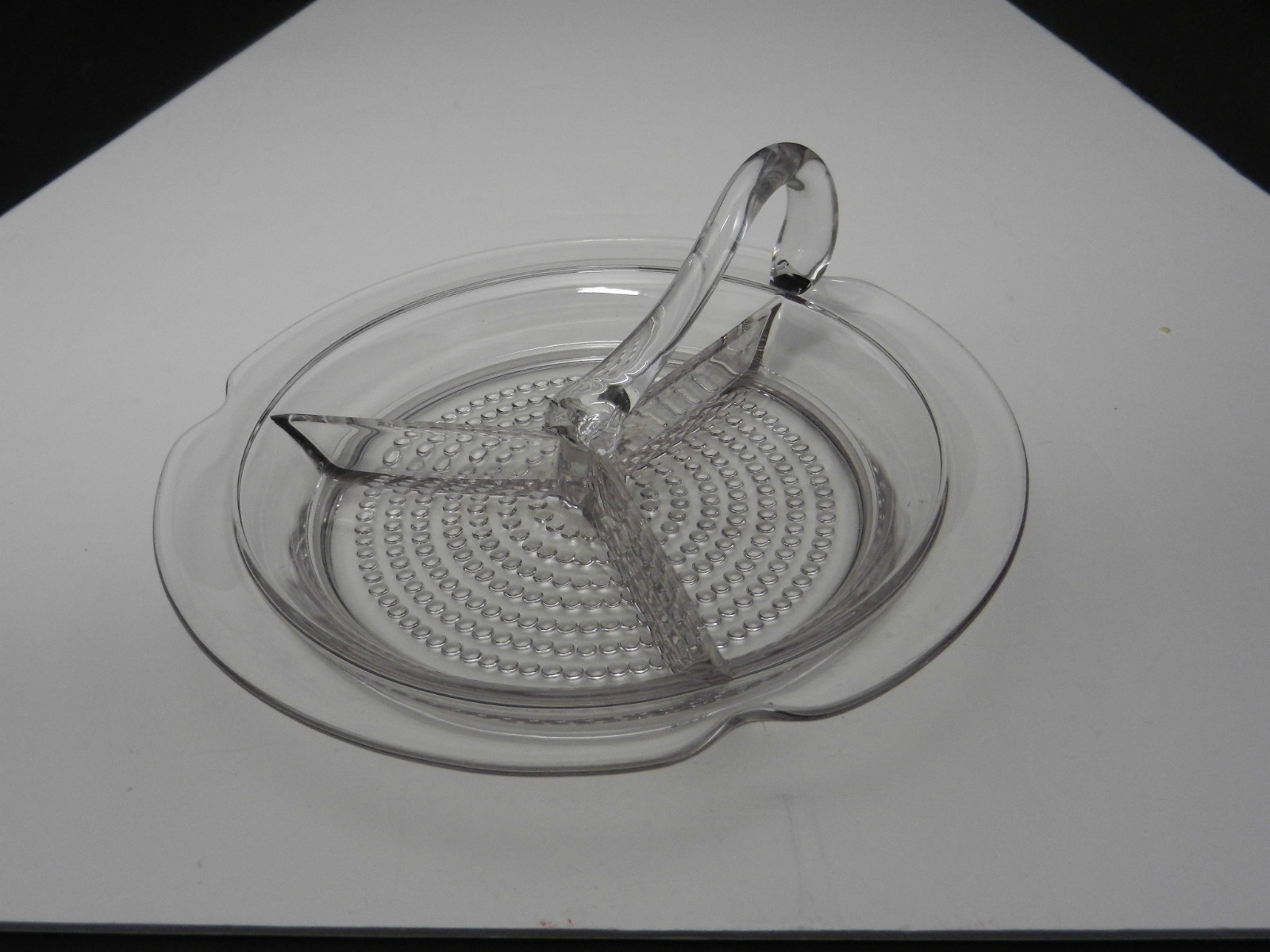 Duncan Miller 3 Part Teardrop Relish Applied Handle 8 1/2