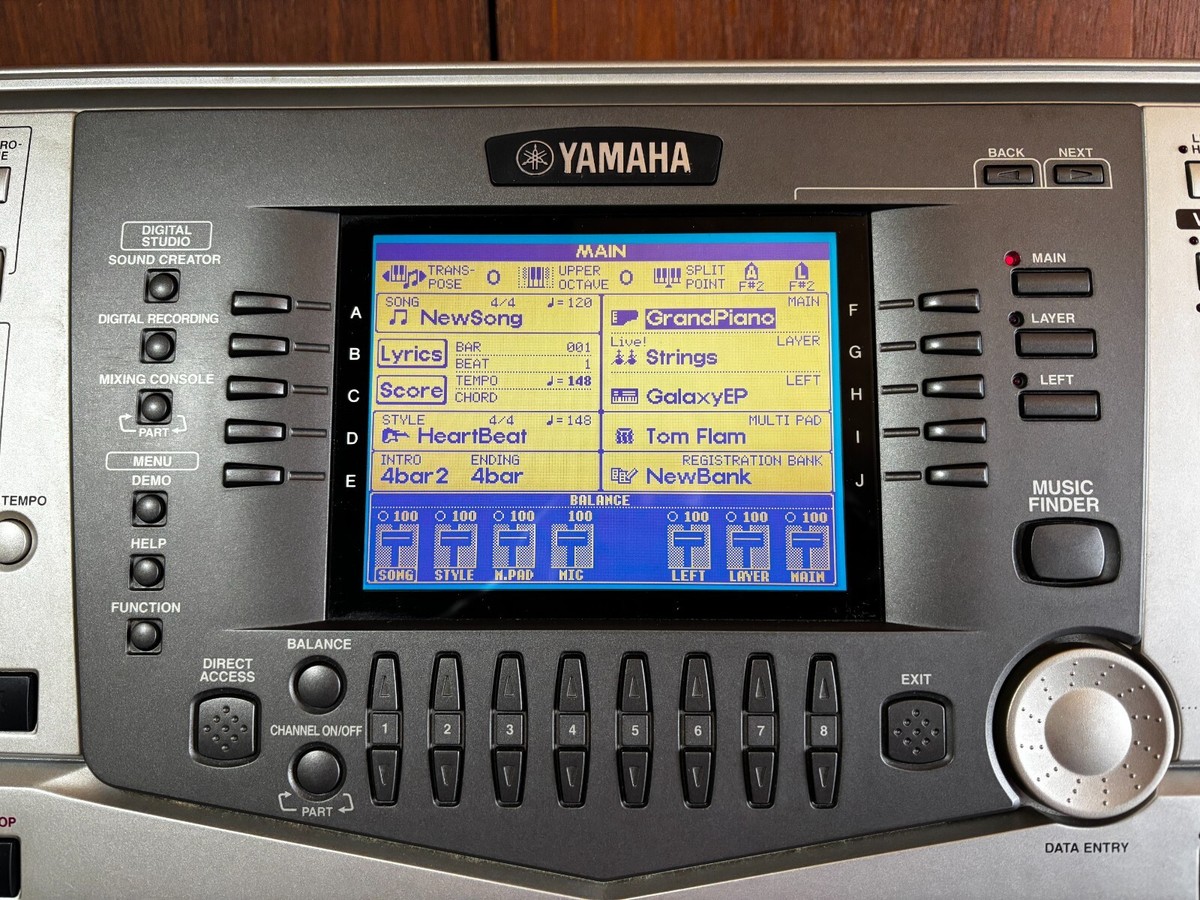 Yamaha PSR-2000 ジャンク USED Yamaha PSR-2000 keyboard serial 602341